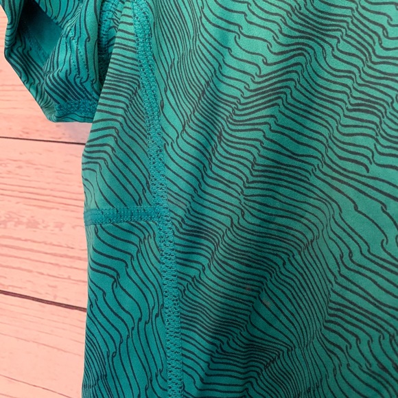 Nike Short Sleeve - Picture 6 of 7